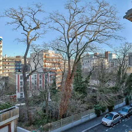 Cozy For 4 - 20e Pere Lachaise * パリ